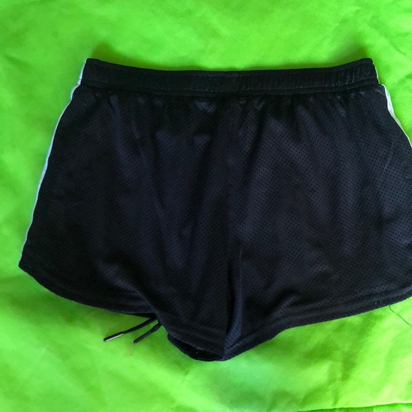 Running shorts - Picture 2 of 4